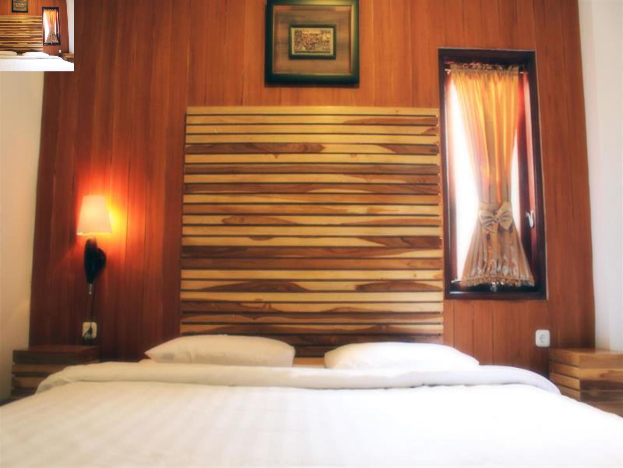 Puri Minggiran Guesthouse Yogya Jogjakarta Buitenkant foto